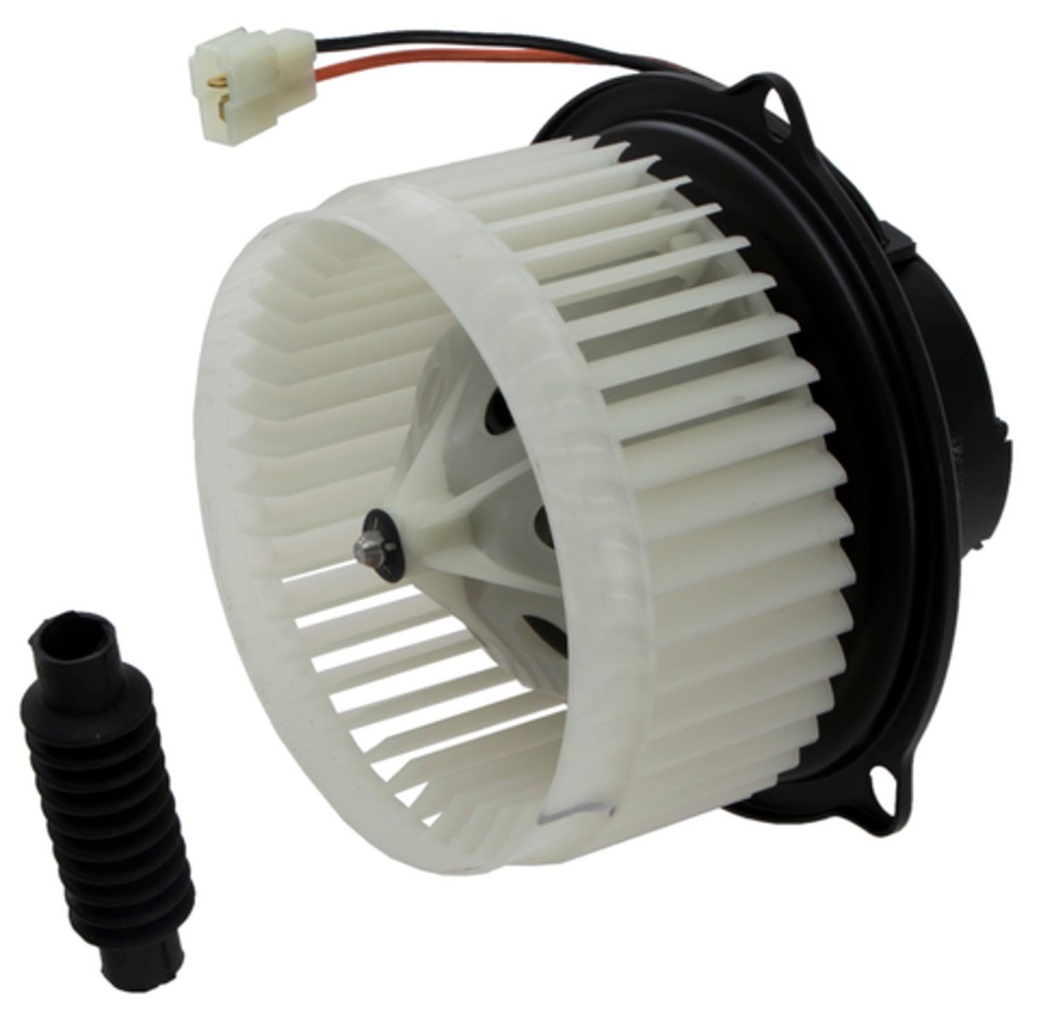 Four Seasons Flanged Vented CW Blower Motor w/ Wheel 75146