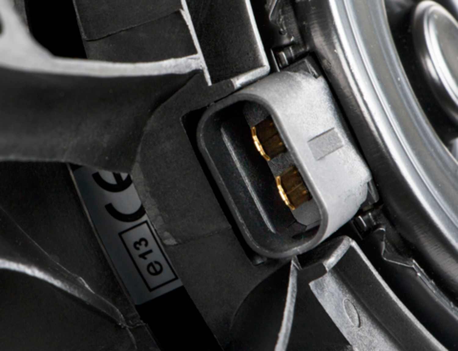 Four Seasons Engine Cooling Fan Assembly 75236