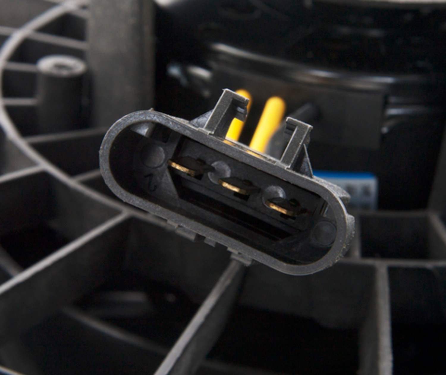 Four Seasons Engine Cooling Fan Assembly 75256