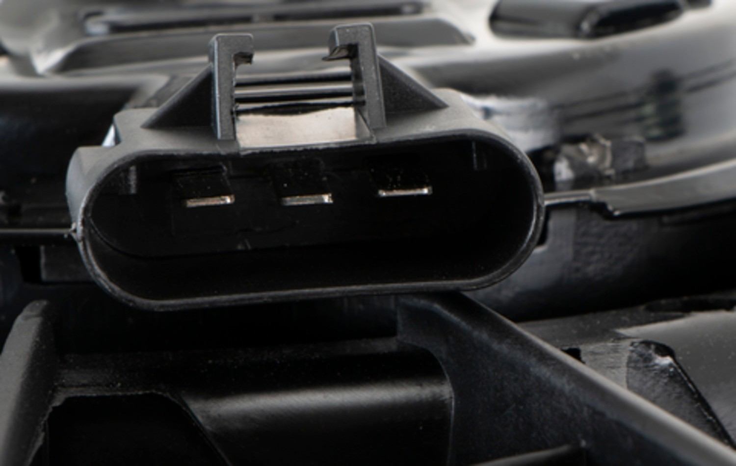 Four Seasons Engine Cooling Fan Assembly 75627