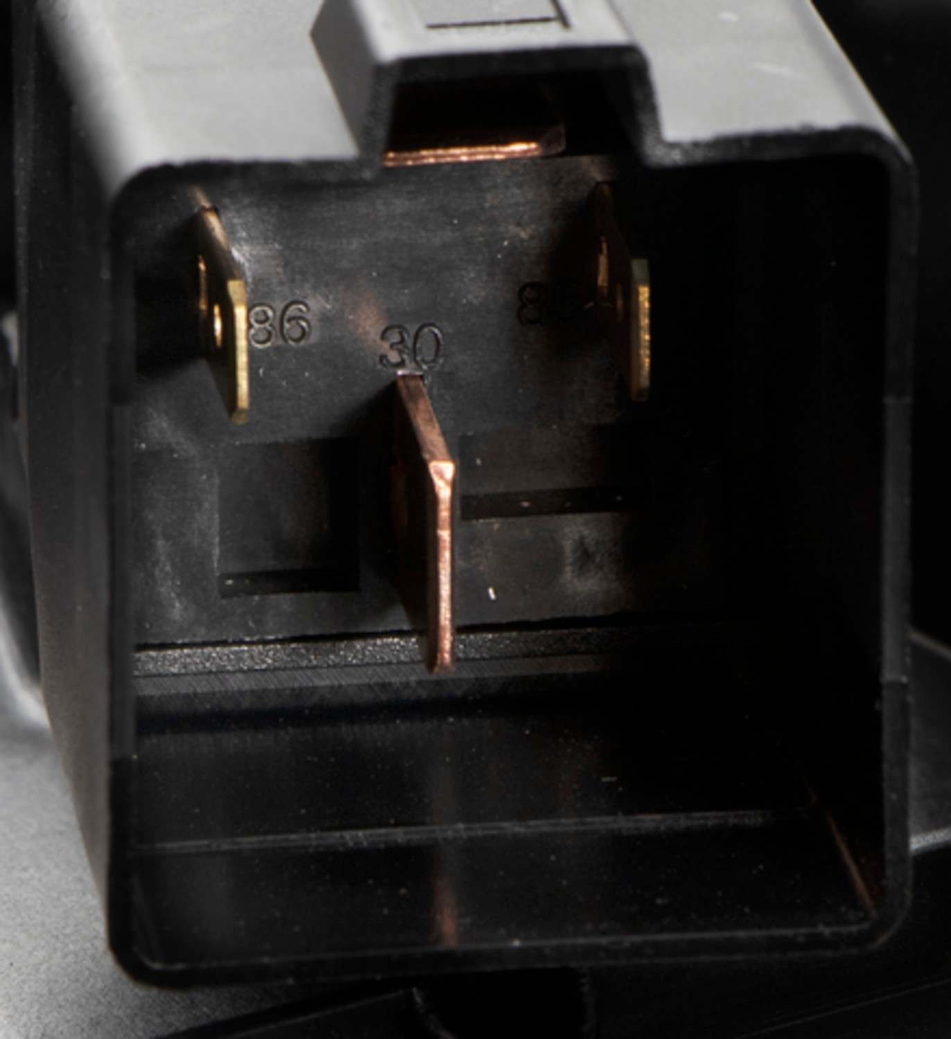 Four Seasons Radiator / Condenser Fan Motor Assembly 75929