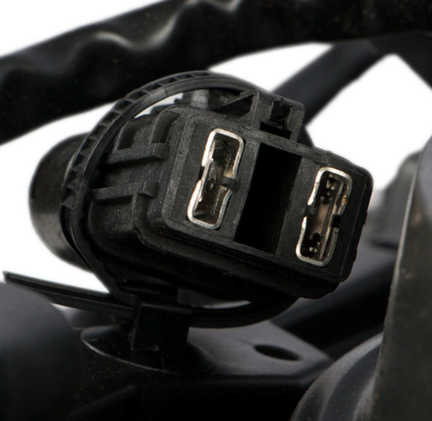 Four Seasons Engine Cooling Fan Assembly 75943