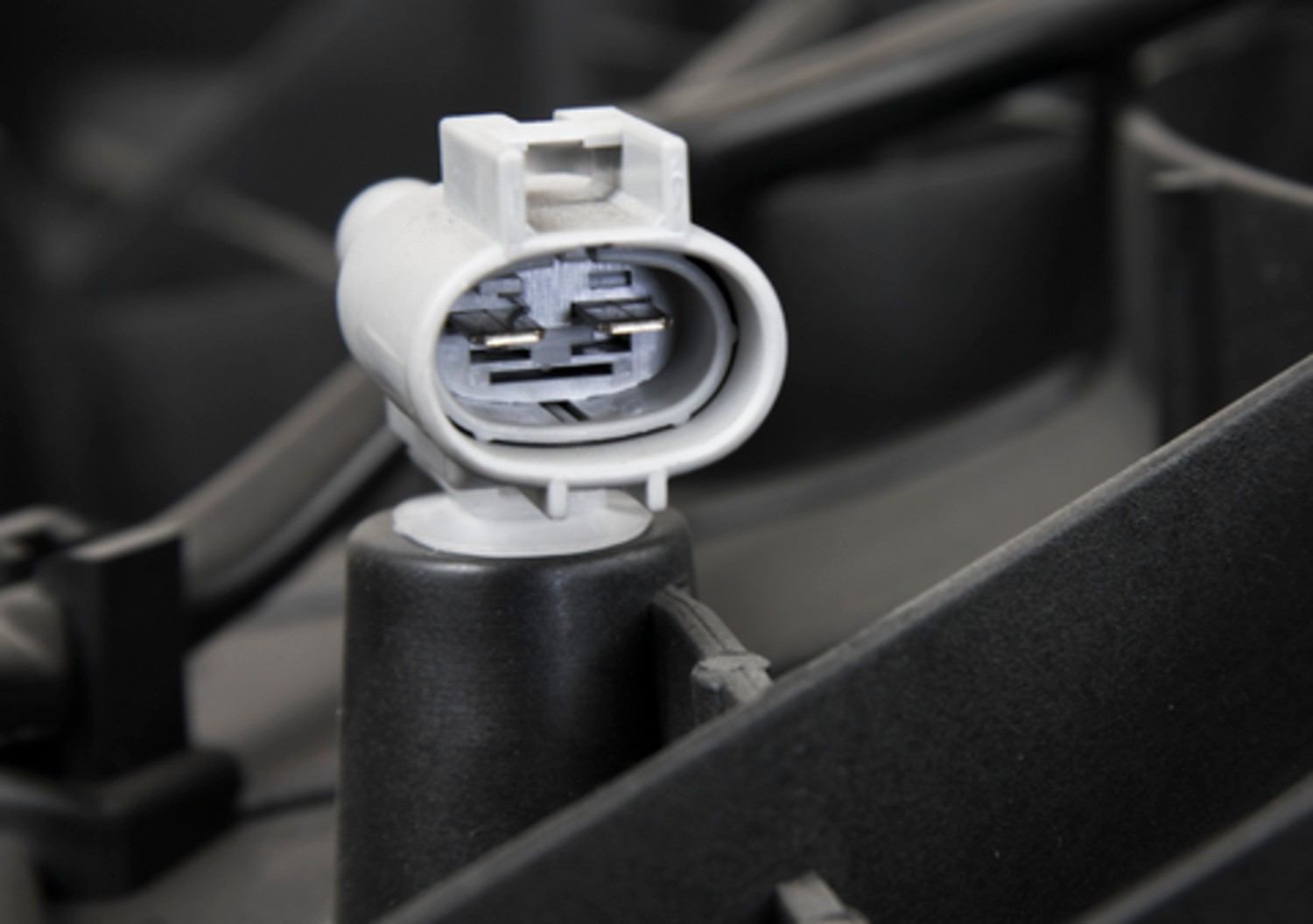 Four Seasons Radiator / Condenser Fan Motor Assembly 76231