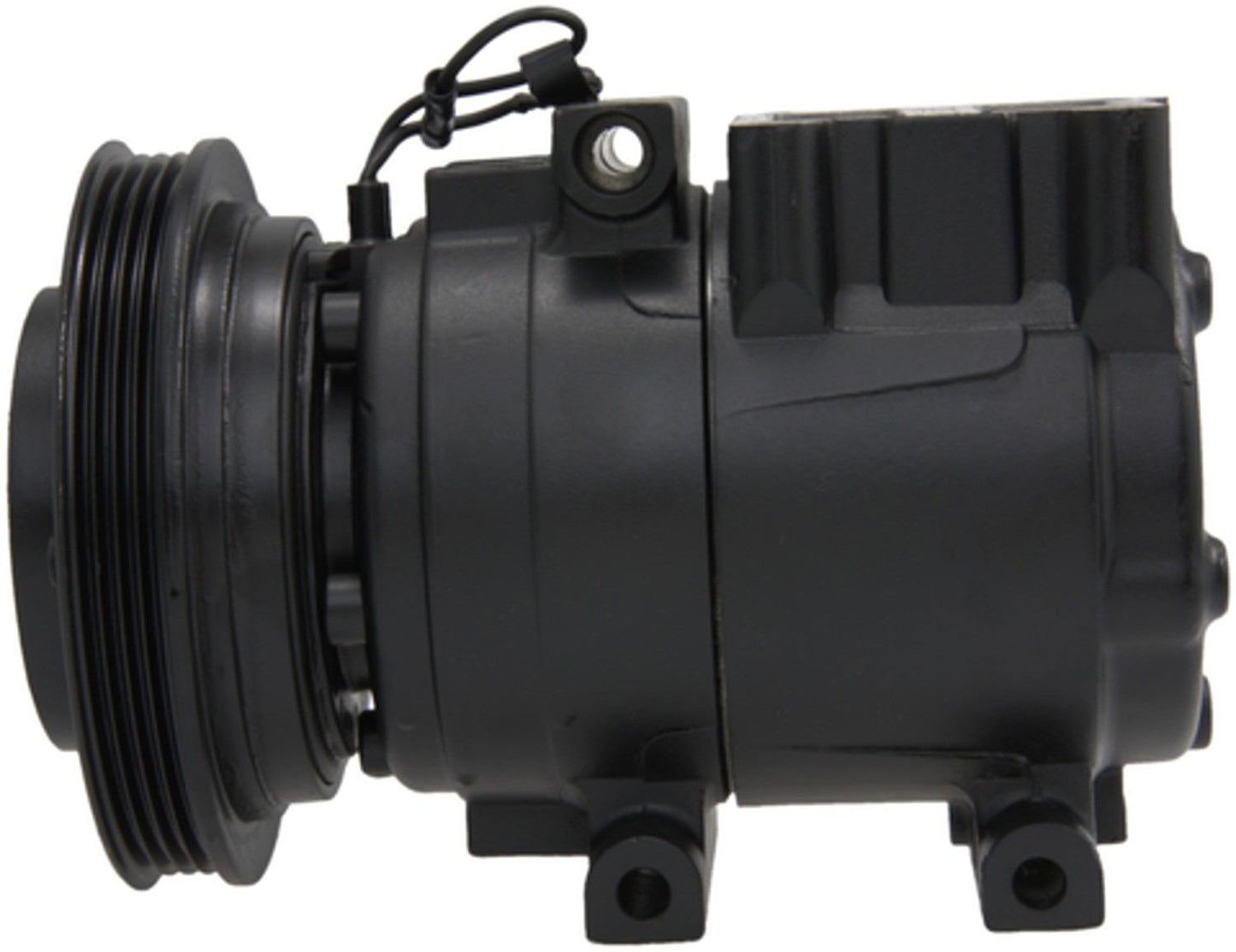 Four Seasons Reman Ford HS15 Compressor w/ Clutch 77366