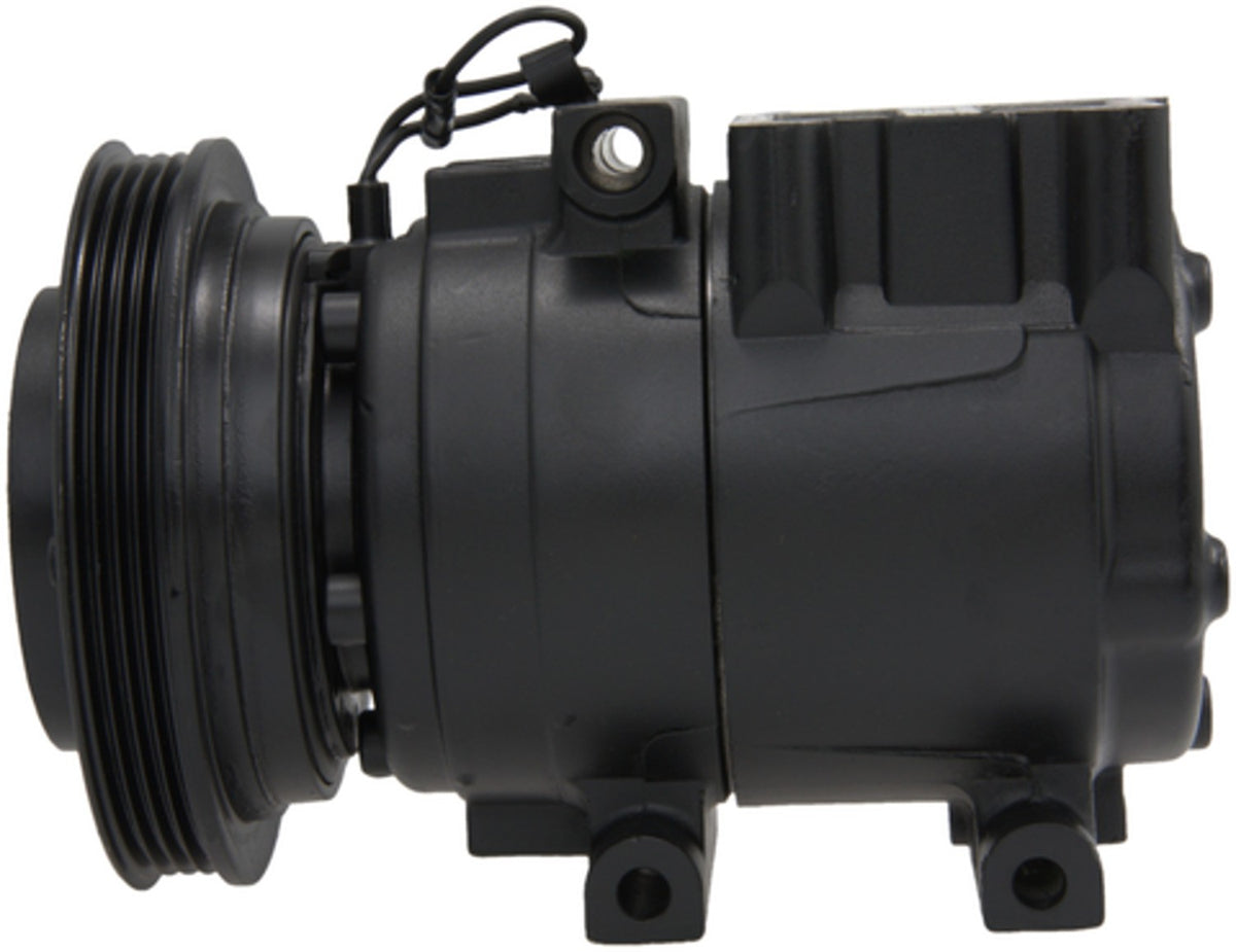 Four Seasons Reman Ford HS15 Compressor w/ Clutch 77366