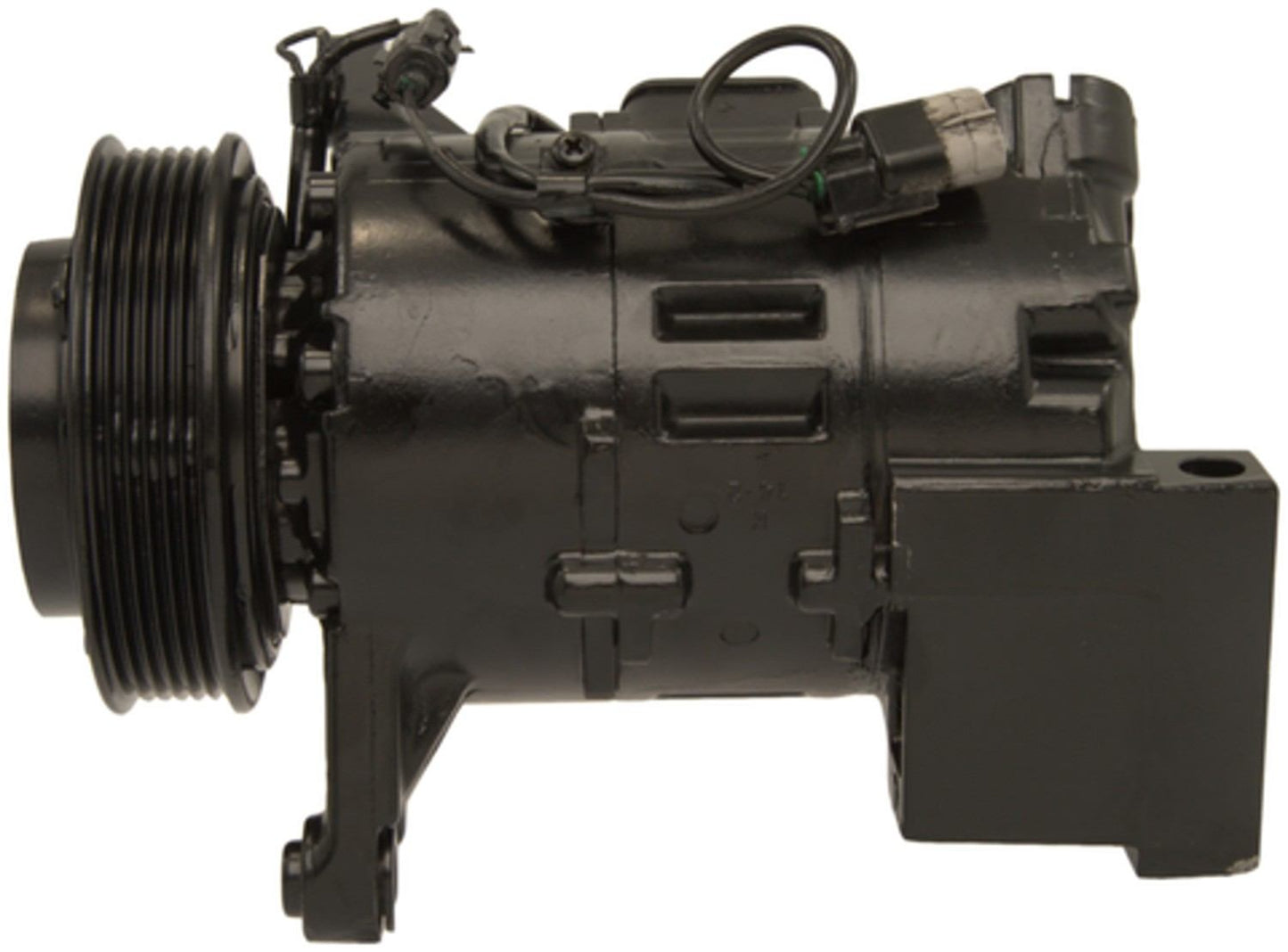 Four Seasons Reman Nippondenso 7SBU16H Compressor w/ Clutch 77371
