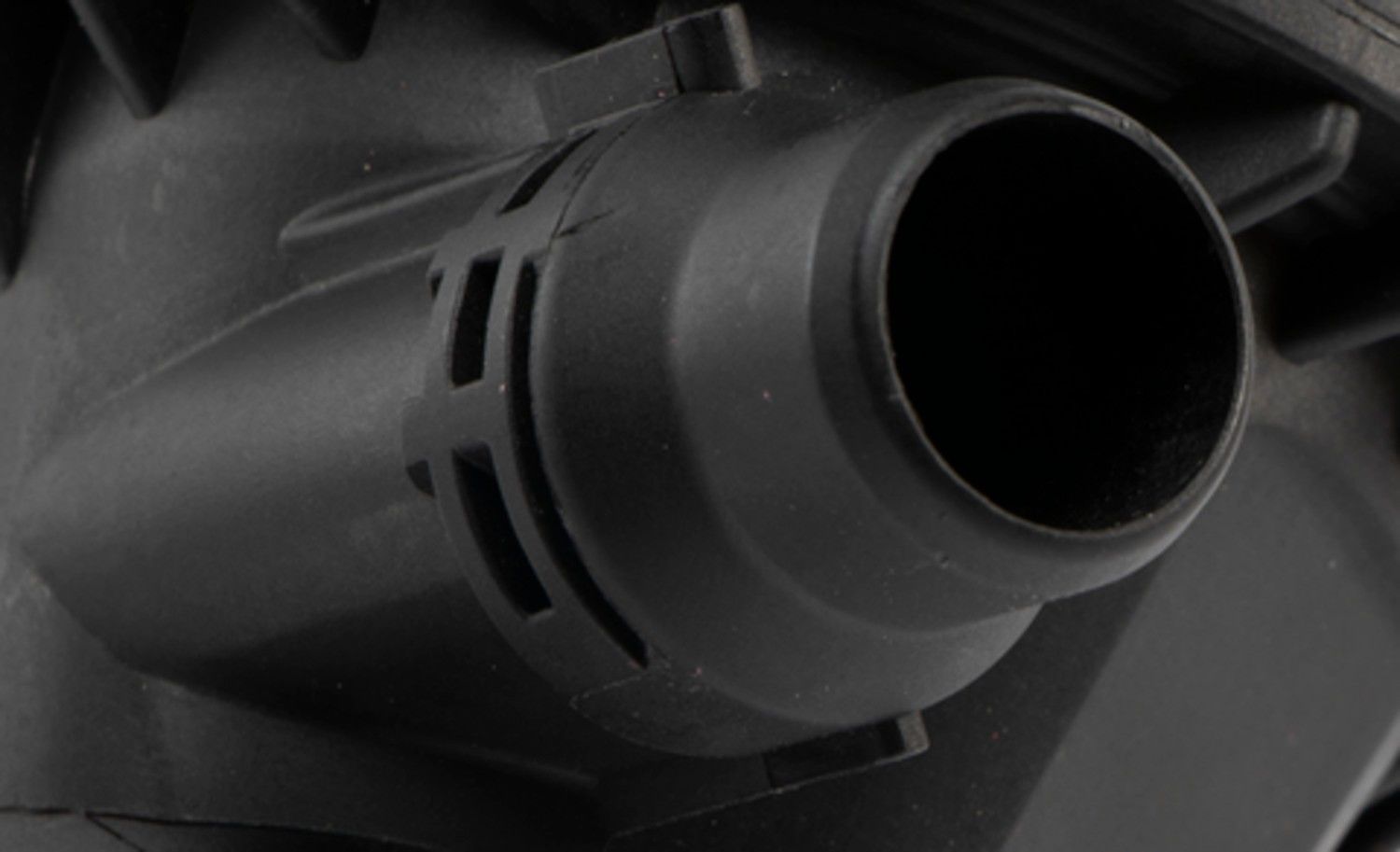 Four Seasons Integrated Thermostat Housing 86258