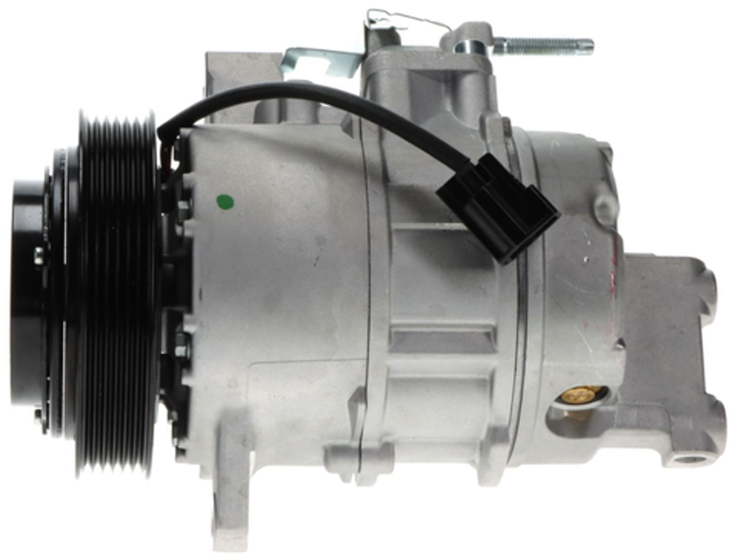 Four Seasons New Nippondenso 7SBU16H Compressor w/ Clutch 98384