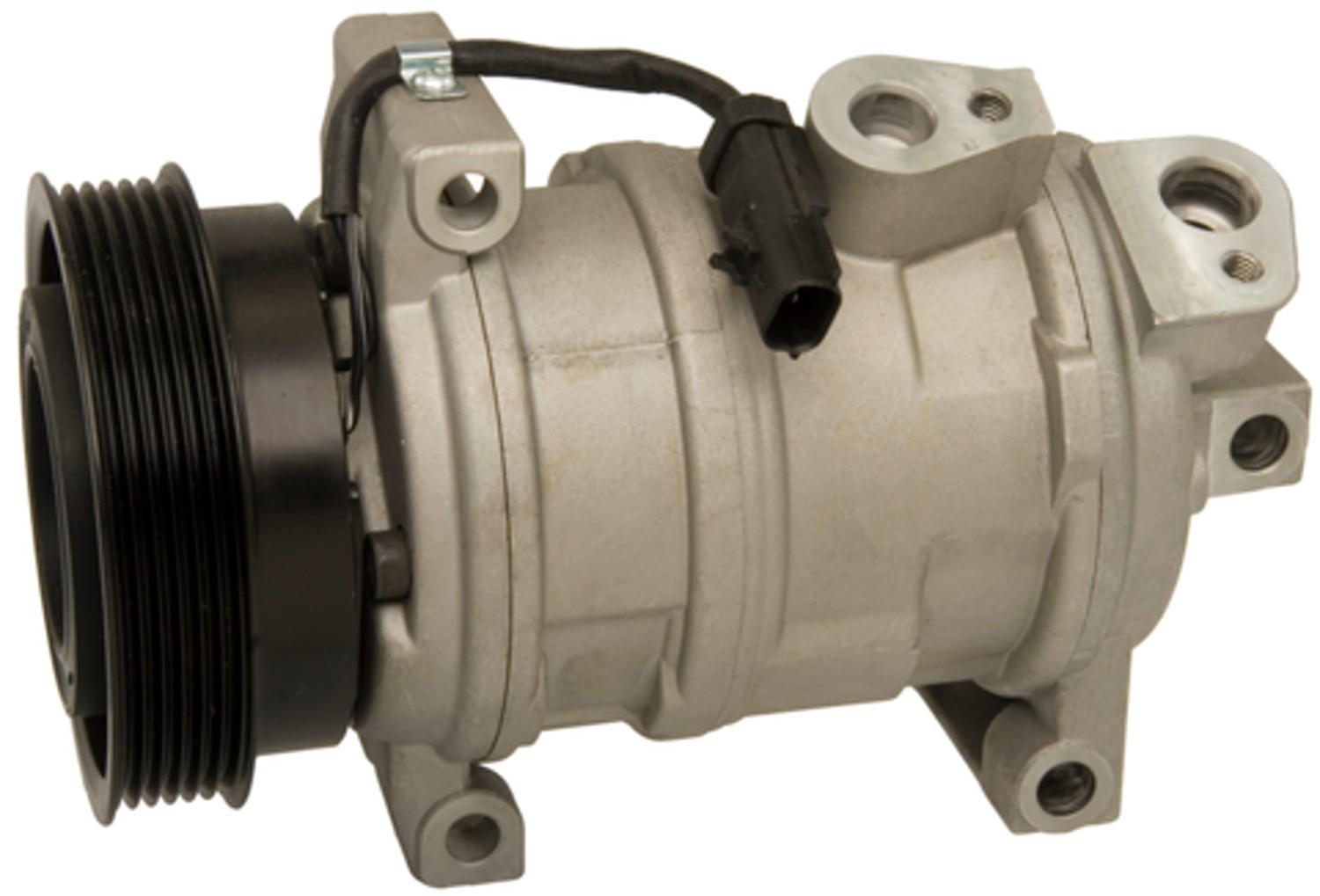 Four Seasons New Nippondenso 10SR17C Compressor w/ Clutch 98399