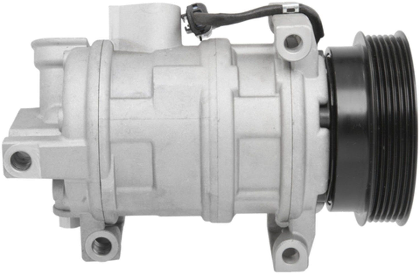 Four Seasons New Nippondenso 10SR17C Compressor w/ Clutch 98399