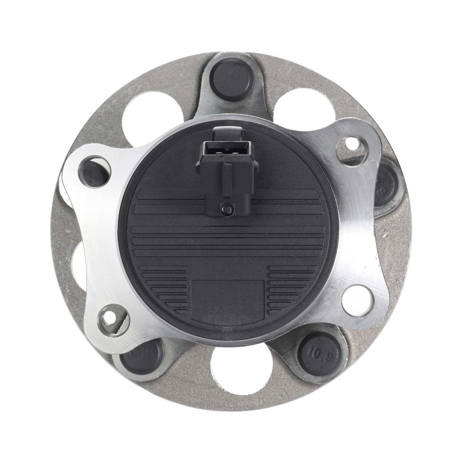 GMB Wheel Bearing and Hub Assembly 746-3220