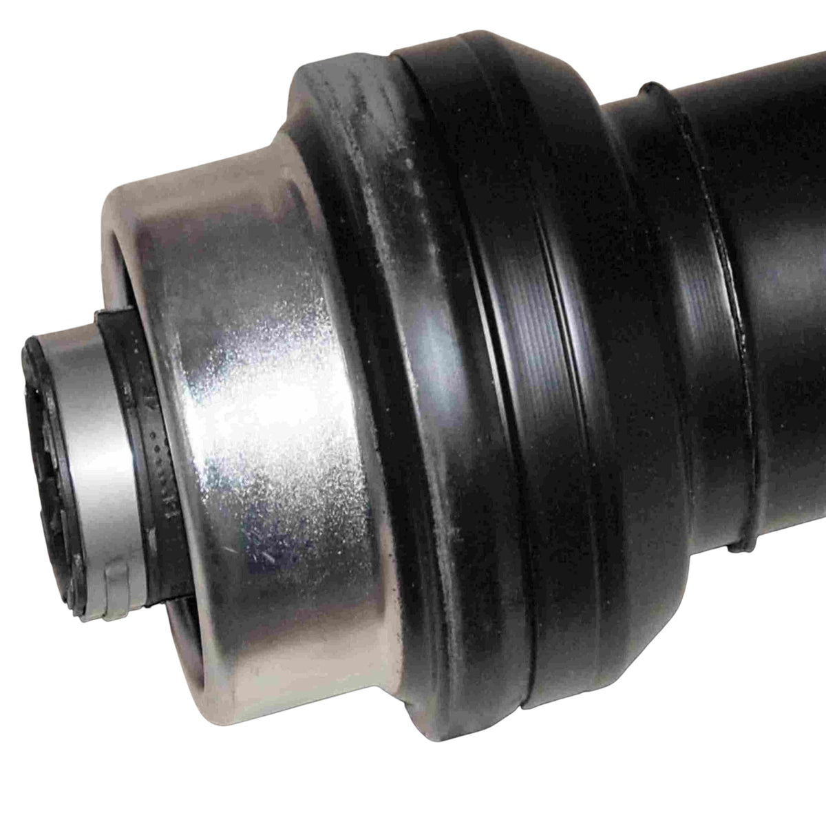 GKN Drive Shaft Assembly GKNP20103