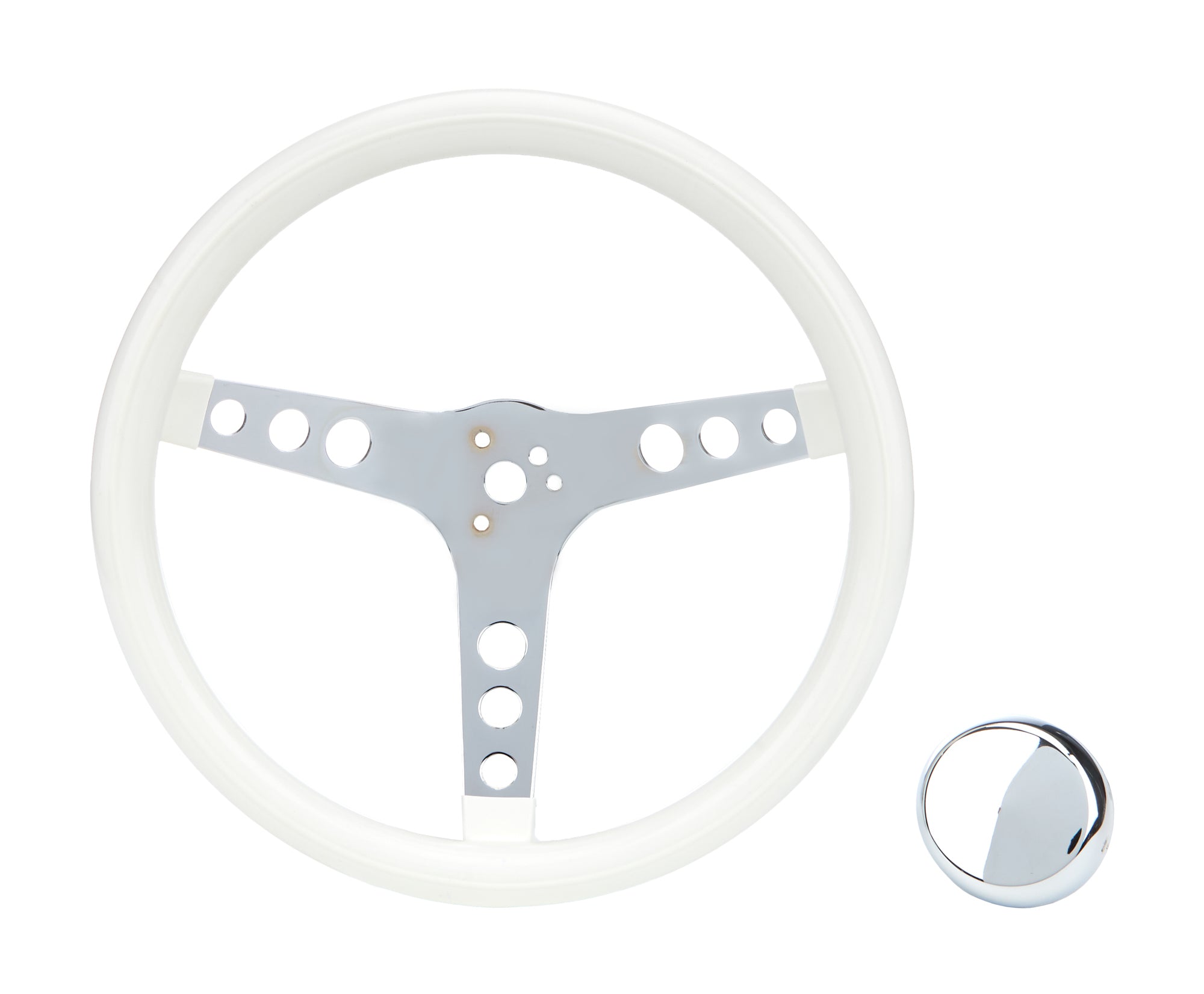 Grant Classic Wheel White Grip  Steering Wheels and Components Steering Wheels and Components main image