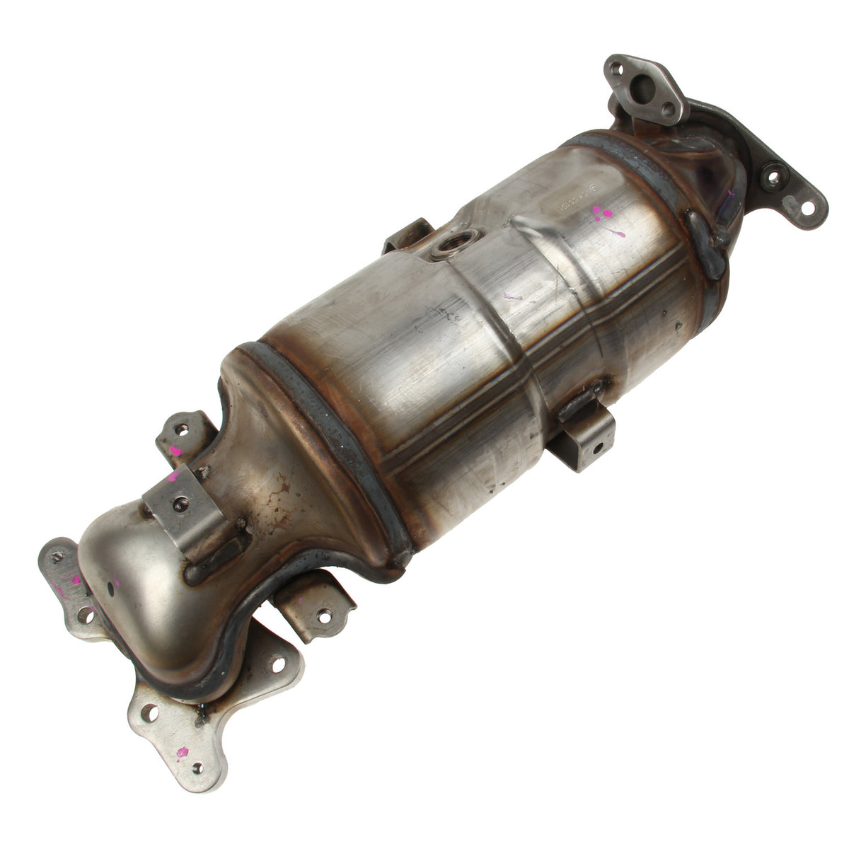 Genuine Parts Company Exhaust Manifold with Integrated Catalytic Converter