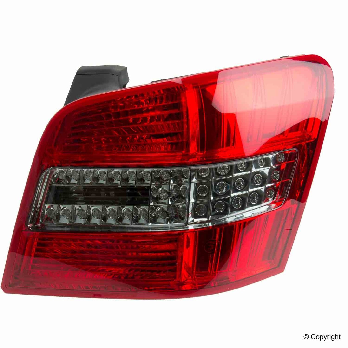 Genuine Parts Company Tail Light