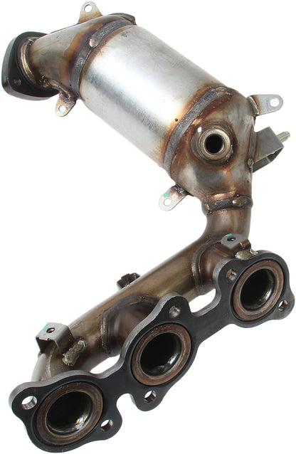 Genuine Parts Company Exhaust Manifold with Integrated Catalytic Converter