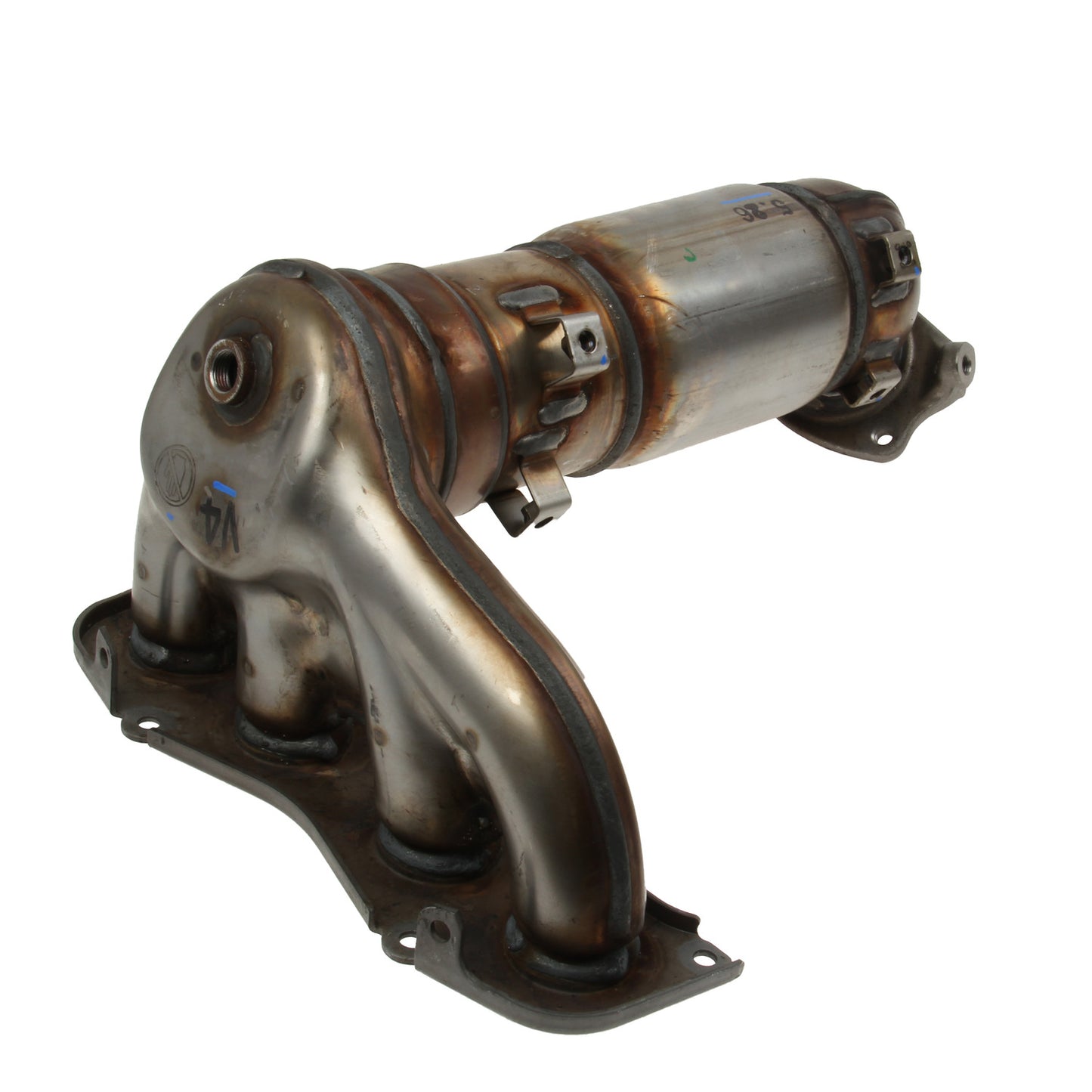 Genuine Parts Company Exhaust Manifold with Integrated Catalytic Converter