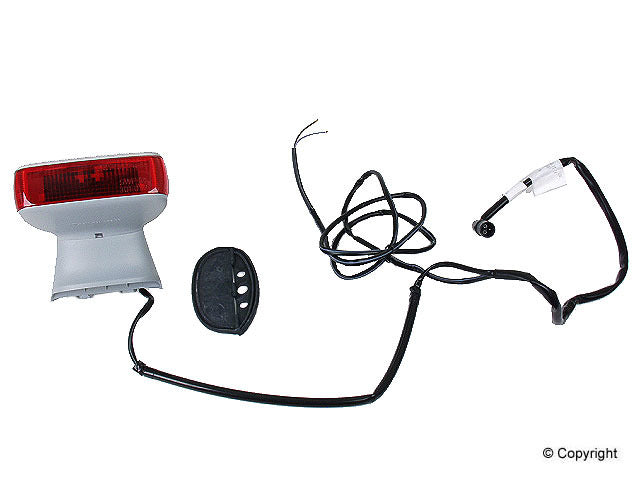 Genuine Parts Company Center High Mount Stop Light