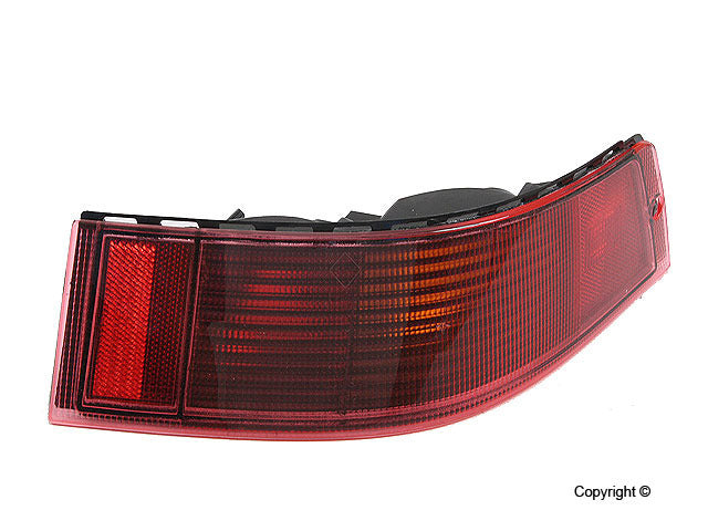 Genuine Parts Company Tail Light