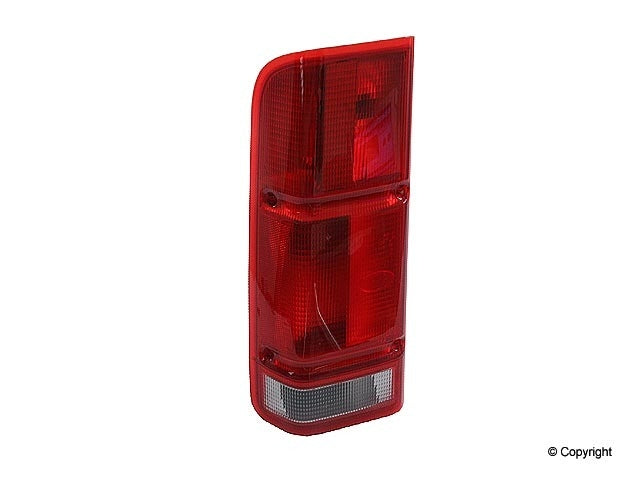 Genuine Parts Company Tail Light