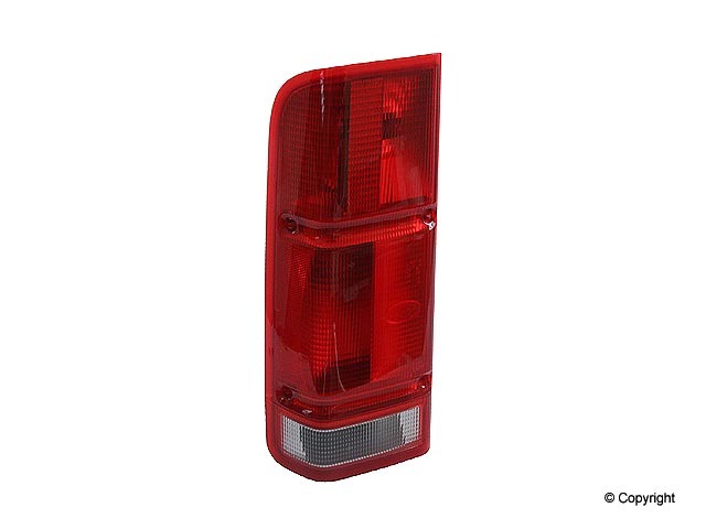 Genuine Parts Company Tail Light