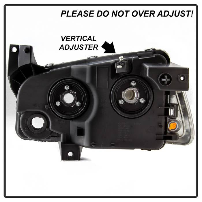 SPYDER xTune 05-10 Dodge Charger 4pc OEM Style Halogen Headlights w/Corner - Chrome (HD-JH-DCH05-SET-C) 9042393