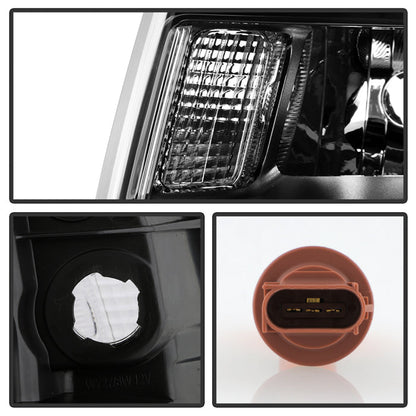 SPYDER xTune Jeep Grand Cherokee Halogen Headlight - OE Black (HD-JH-JGC17-OE-BK-SET) 9960154