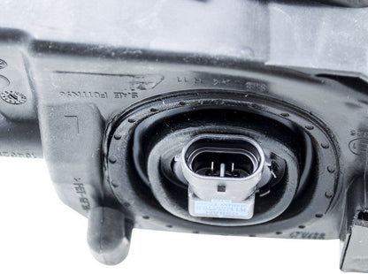 Hella 03-06 Mercedes E320 Sedan OE Replacement Fog Light Assembly - Left 008275031