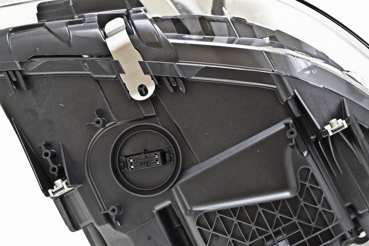 Hella Headlight Assembly 011072951