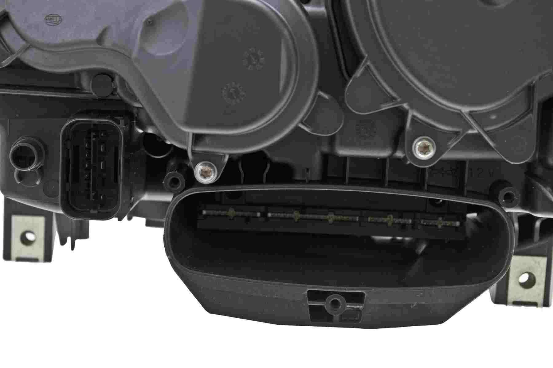 Hella Headlight Assembly 011072951