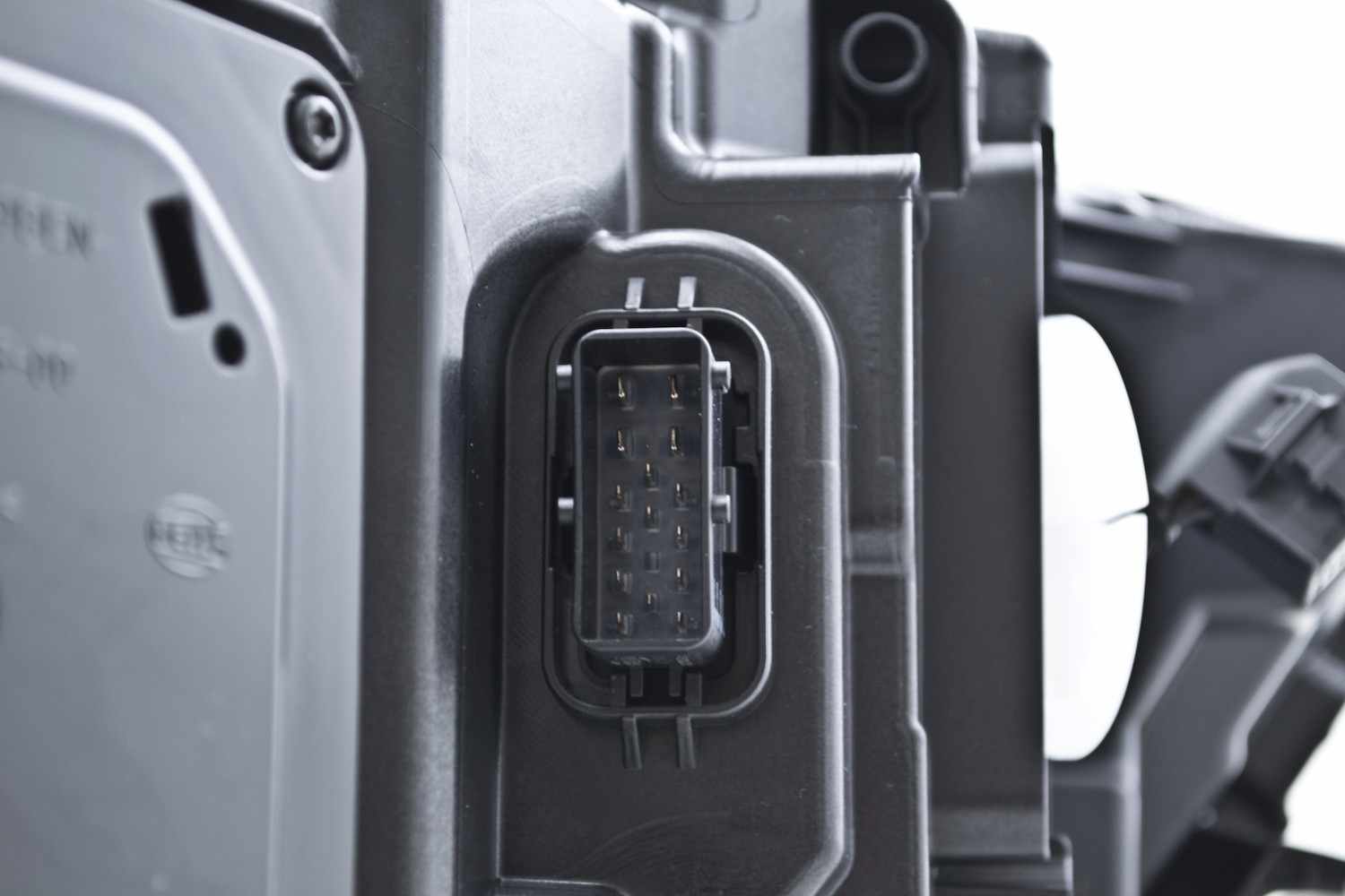 Hella Headlight Assembly 011151451