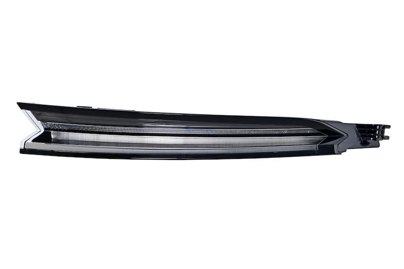 Hella Tail Light Assembly 015386571