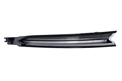 Hella Tail Light Assembly 015386581