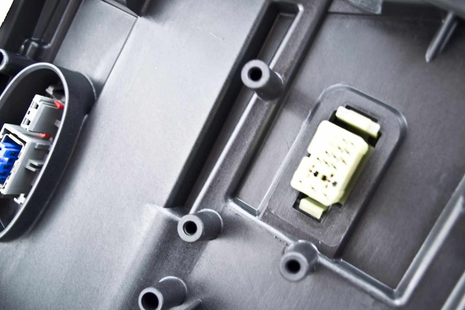 Hella Headlight Assembly 169009161