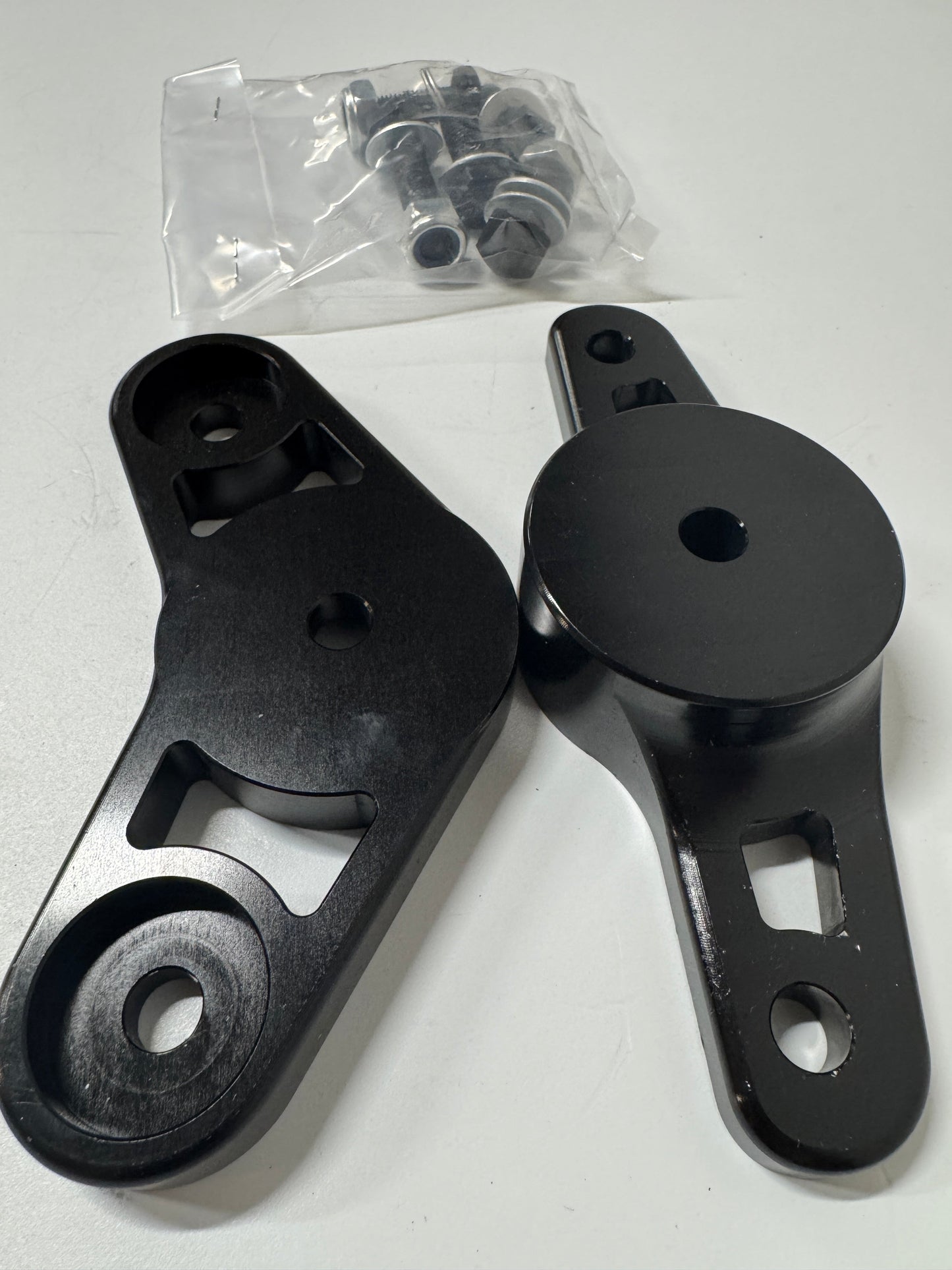 GKTech Z34 370z/G37 Solid transmission mount - DISCOUNT
