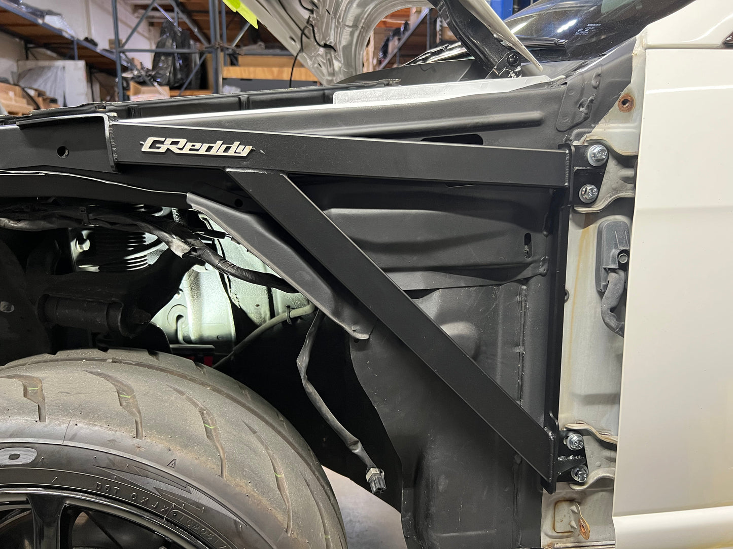 GReddy Skyline GT-R (BCNR33) Front Fender Brace