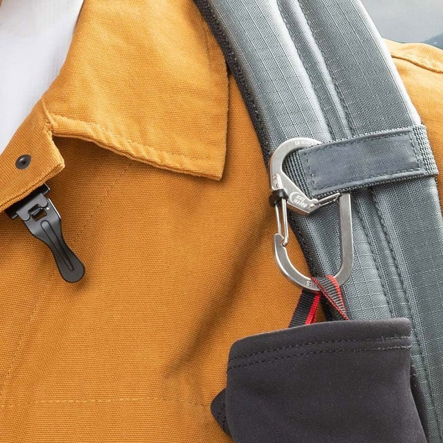 TOM'S Racing NITEIZE x TOM'S G-Series Slidelock Dual Chamber Carabiner