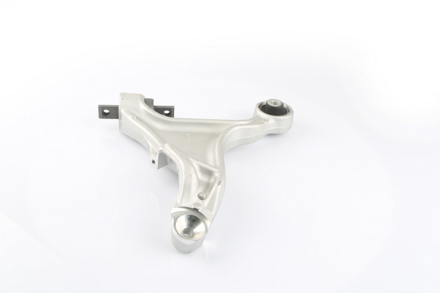 Suspensia Suspension Control Arm X53CA4567