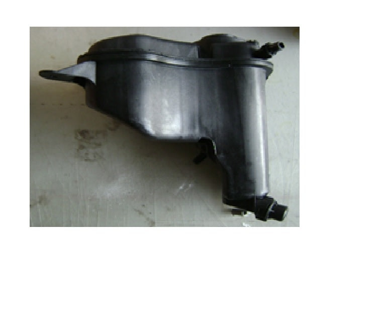 MAHLE Behr Engine Coolant Reservoir 376789751