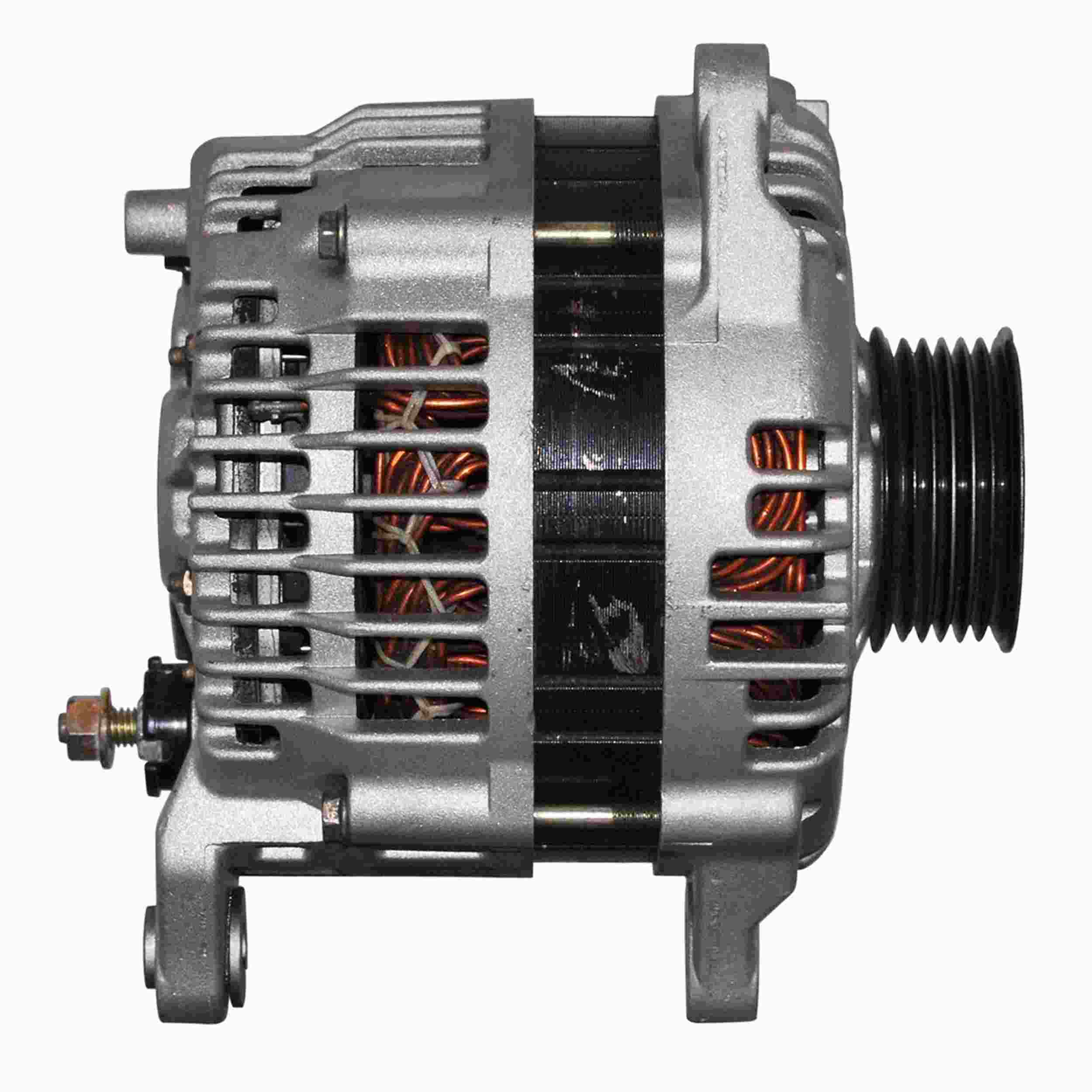 Quality-Built Alternator 11009