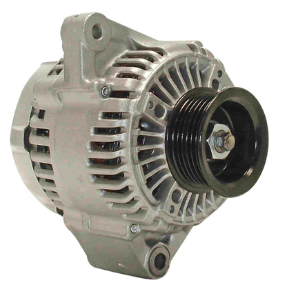 Quality-Built Alternator 13722N