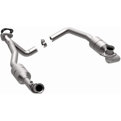 MagnaFlow Exhaust Products Catalytic Converter 24307