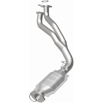 MagnaFlow Exhaust Products Catalytic Converter 447103