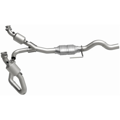 MagnaFlow Exhaust Products Catalytic Converter 458012