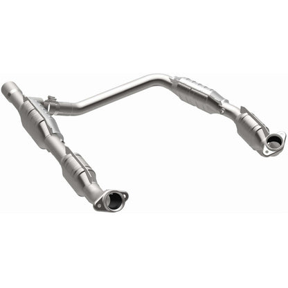 MagnaFlow Exhaust Products Catalytic Converter 458041