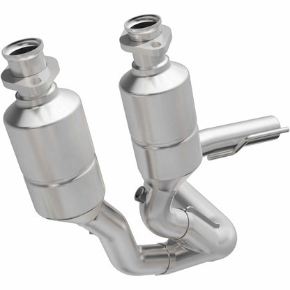 MagnaFlow Exhaust Products Catalytic Converter 458053