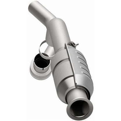 MagnaFlow OEM Grade Federal / EPA Compliant Direct-Fit Catalytic Converter
