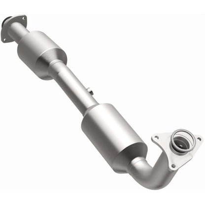 MagnaFlow Toyota OEM Grade Federal / EPA Compliant Direct-Fit Catalytic Converter