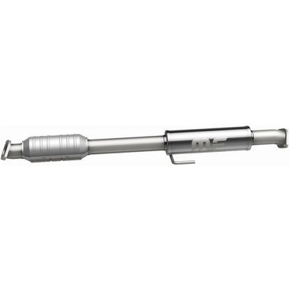 MagnaFlow OEM Grade Federal / EPA Compliant Direct-Fit Catalytic Converter