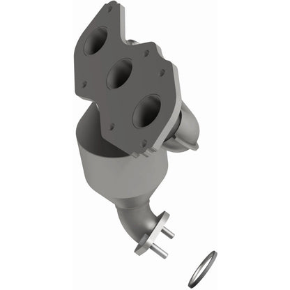 MagnaFlow Toyota OEM Grade Federal / EPA Compliant Manifold Catalytic Converter